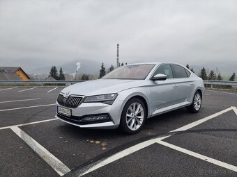 Škoda Superb 2.0 TSI 4x4 Laurin & Klement (2023) - 2