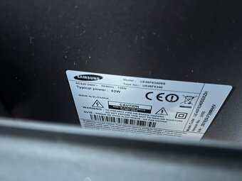 Samsung 3D LED TV - 2