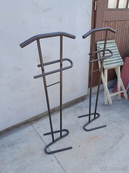 Predám vešiak tichý sluha - 2