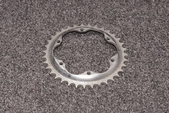 Rozeta na Babettu 207 - 2