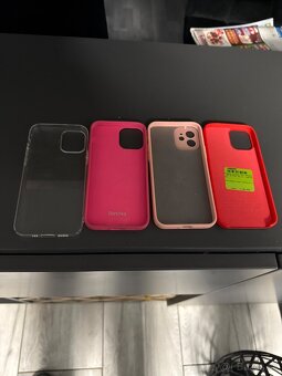 Kryty na IPhone 12/13 - 2