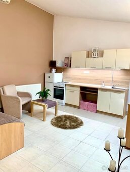 Prenájom -garzonka. - 2