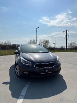 🚗 Kia Ceed 1.4 CRDi (kombi) - 2