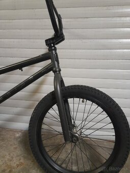 Predám BMX Mongoose L100 – dobrý stav – 100€ - 2
