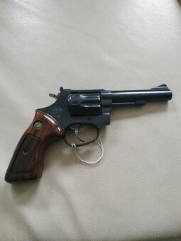 Revolver - 2