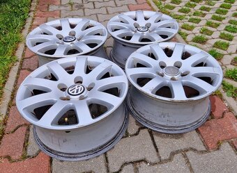 Originálne hliníkové disky 16" Vw Passat - 2