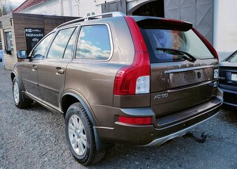 Volvo XC90 D5 147kw - Náhradní díly - 2