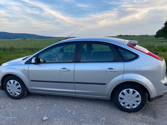 Ford Focus 1,6 74 kW benzín - 2