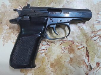 pištoľ CZ 83 kal. 7,65mm Browning - 2