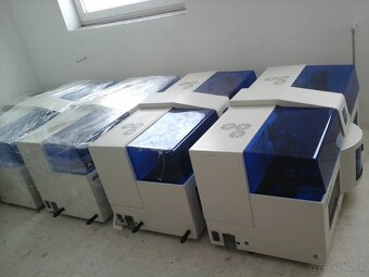 Laboratorne analyzatory Adaltis - 2