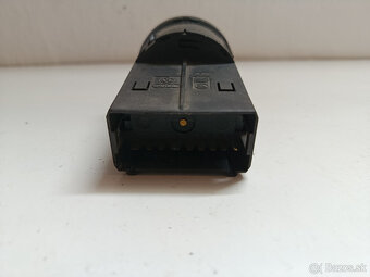 vypinac svetiel skoda octavia 1uo941531a 20€ - 2