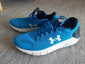 Under armour botasky vel.45 - 2