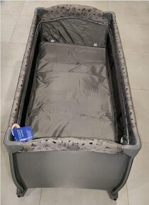 Cestovná postieľka Hauck 4v1 Sleep N Play Center - 2