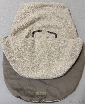 Fusak do autosedacky - 2