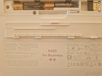 Logitech K650 Off-white (100 % stav) - 2