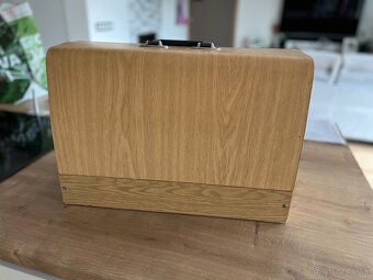 Retro kufríkový šijací stroj - 2