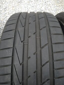245/35 R 19 93 Y letné HANKOOK. - 2