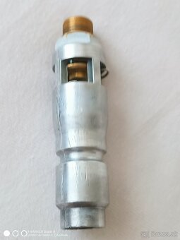 Injektor - 2