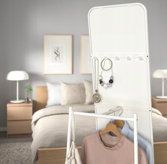IKEA KNAPPER Stojace zrkadlo - 2