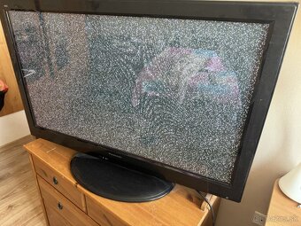 televízor Panasonic - 2