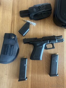 GLOCK 19 - 2