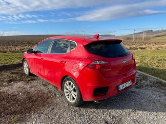 Kia ceed 2017, 1.4 benzin 74kw, Platinum, kamera - 2