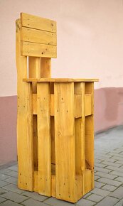 Barová stolička z europaliet - 2