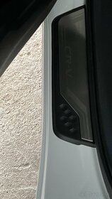 Honda CR-V 2.0 i MMD AWD, hybrid Executive, iba 21000km - 2