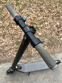 Ninebot Kickscooter ES1 - 2
