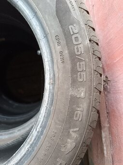 Pneu 205/55 r16 - 2