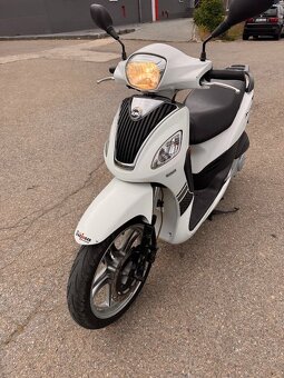 2017 SYM SYMPHONY s 125i, naj. 5200 km, nová STK - 2