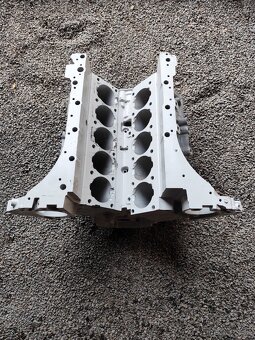 Blok motora V10 TDI TOUAREG 7L - 2