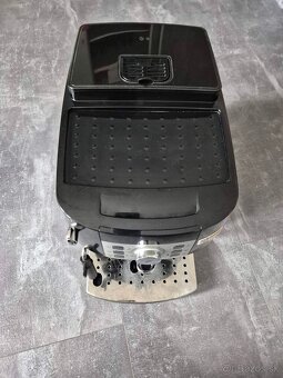 Kávovar Delonghi Magnifica S - 2