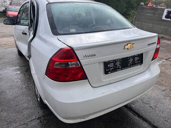 Predám náhradné diely na Chevrolet Aveo 1,2benzin - 2