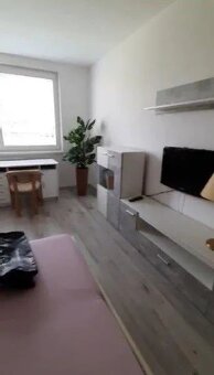 Veľký 2 izbový byt - Bánovce nad Bebravou - 2