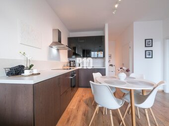 Discovery Residence - 19.p., s výhľadom na mesto - 2