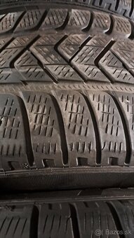 Predám 4ks jazdené zimné 235/55r20-105H Pirelli - 2