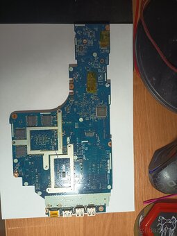 Predam  zakladna doska  na nahradne diele - 2