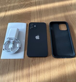 iPhone 12 64 gb Black v záruke + príslušenstvo - 2