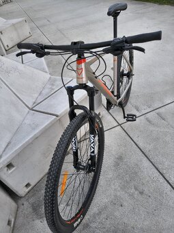 Amulet Shifter 5.0 29 vel.XL - 2