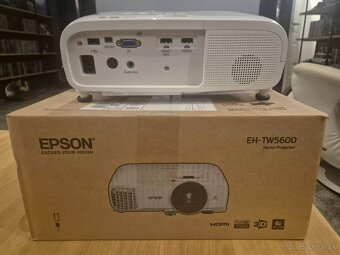 Epson EH-TW5600 Projektor pre domáce kino Full HD 3D projekt - 2