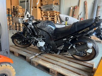 Kawasaki zzr 1400 - 2