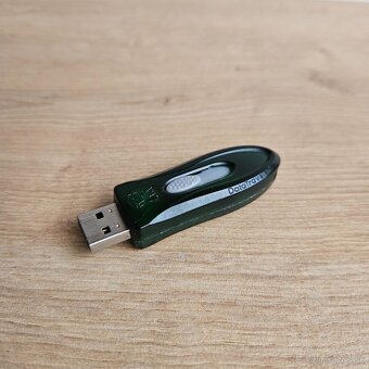 USB kluc Kingston 8 GB - 2