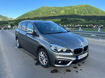 BMW 218i Gran Tourer - 2