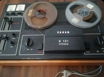 Magnetofón TESLA B 101 stereo - 2