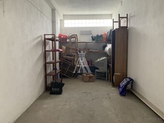 REZERVOVANÉ - GARÁŽ O ROZLOHE 22 M2 V GARÁŽOVOM DOME, AMERIC - 2