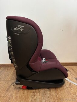 Autosedačka Britax roomer 76-105cm - 2