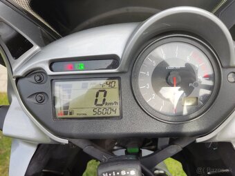 Honda Transalp XL700V - 2