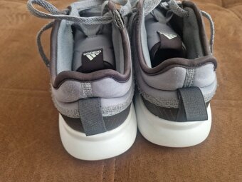 Pánske tenisky Adidas Fluidup UK 9 / FR 43 - 2