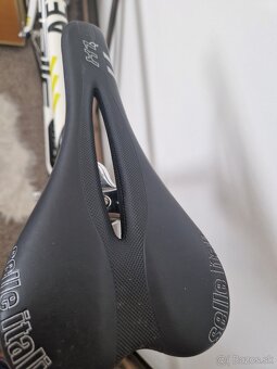Predám cestný bicykel S - 2